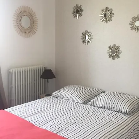 Le Logis De L'epinette Bed and Breakfast