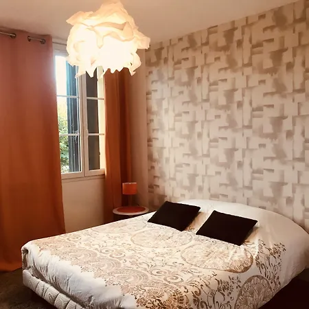 Le Logis De L'epinette Bed and Breakfast 3*